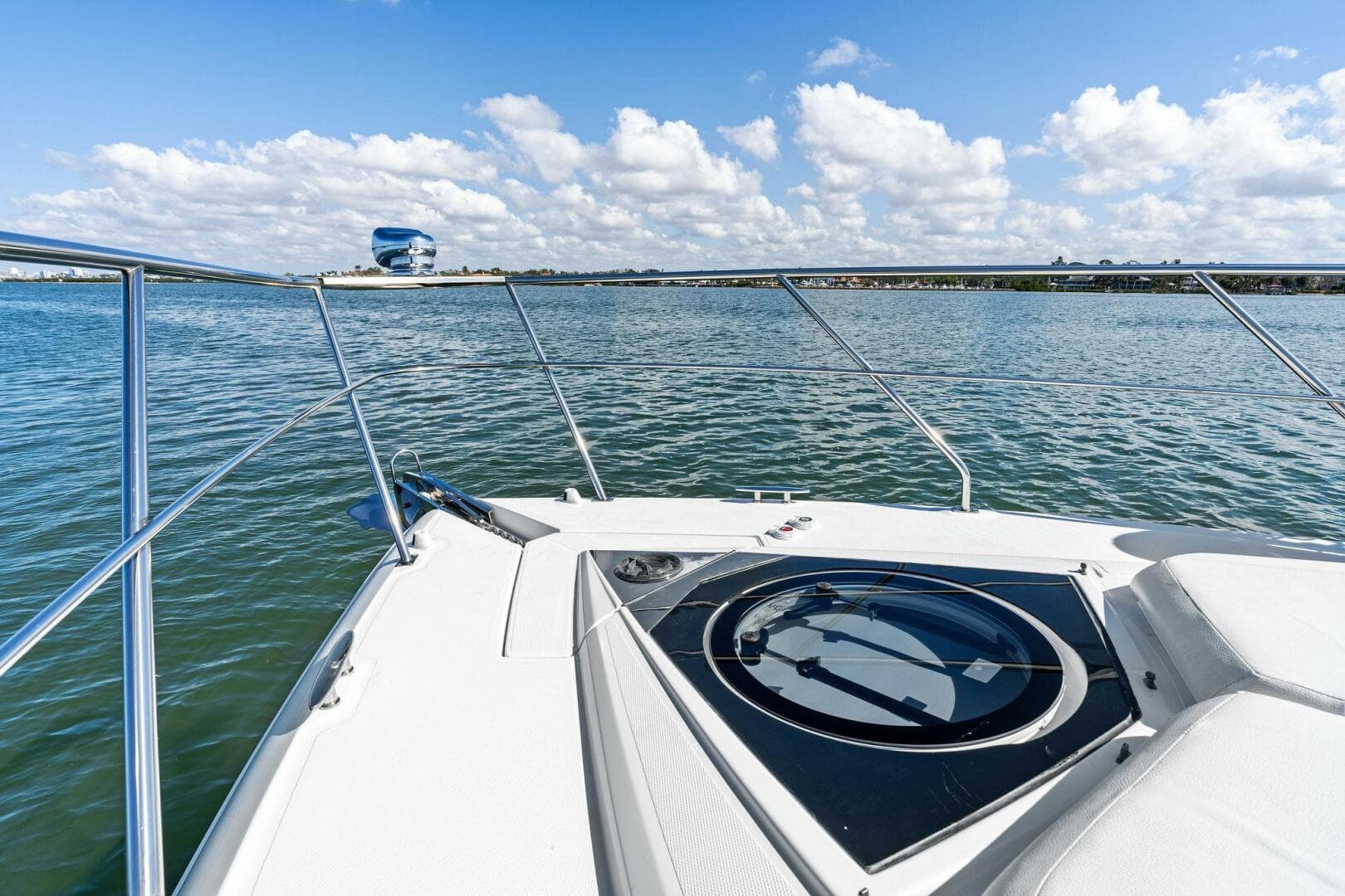 2019 Cruisers Yachts 45 Cantius — photo 8