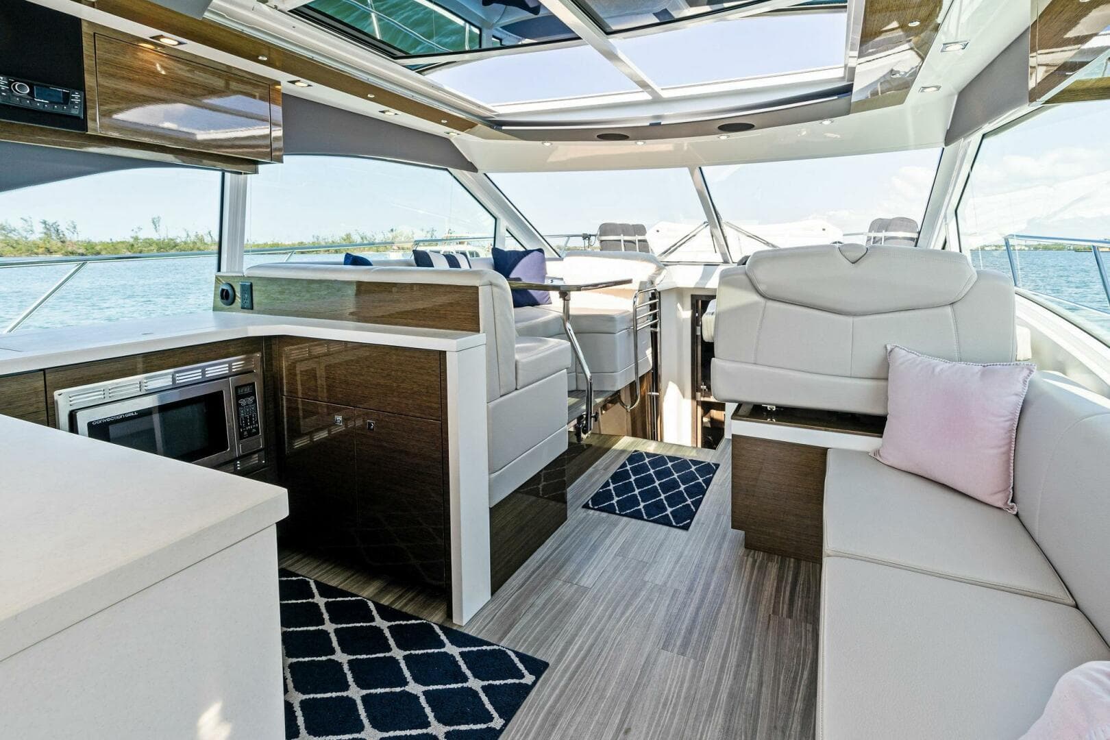2019 Cruisers Yachts 45 Cantius — photo 39