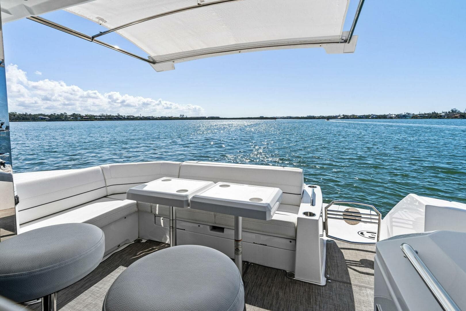 2019 Cruisers Yachts 45 Cantius — photo 16