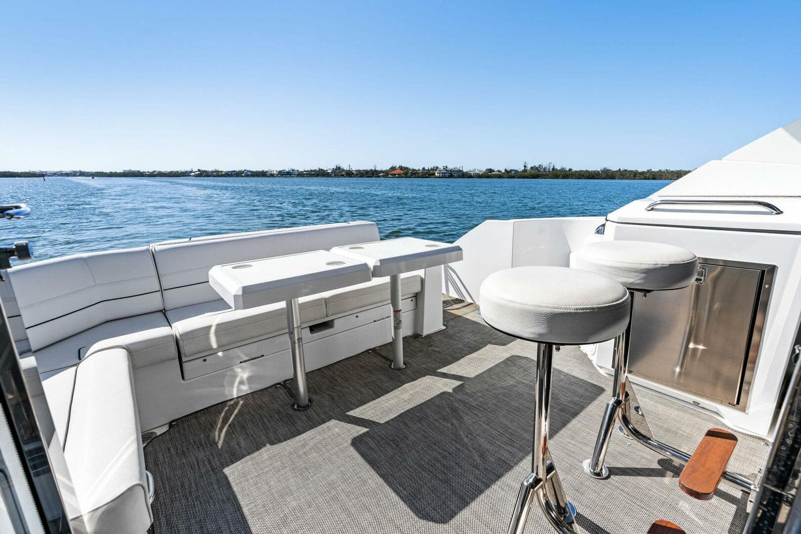 2019 Cruisers Yachts 45 Cantius — photo 17