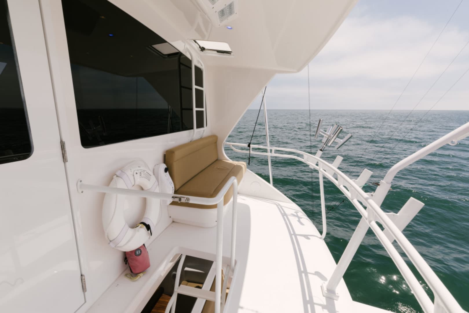 2006 Viking 74 Enclosed Bridge — photo 56