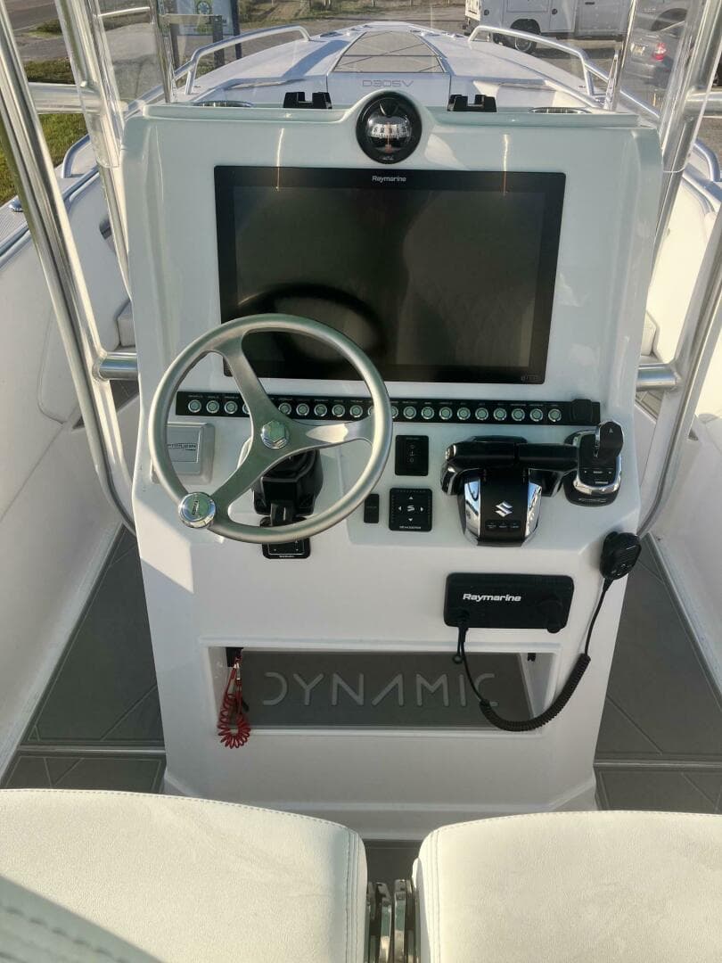 2024 Dynamic D-305V — photo 6