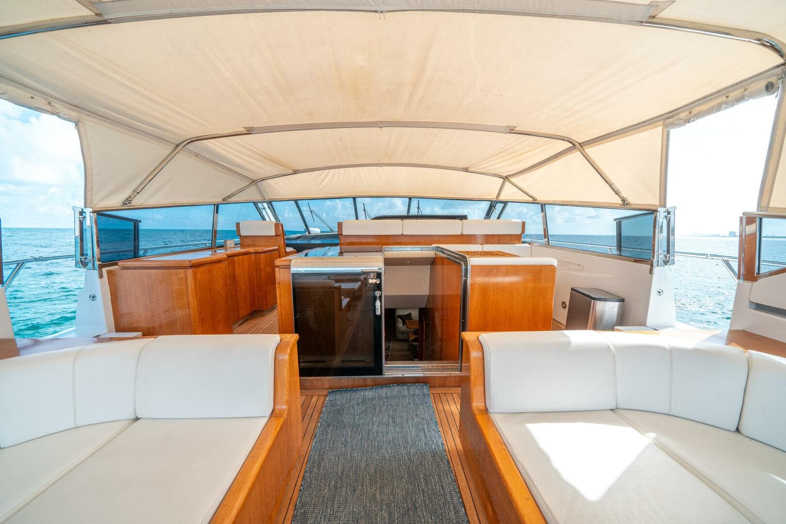 2001 Mangusta 80 — photo 19