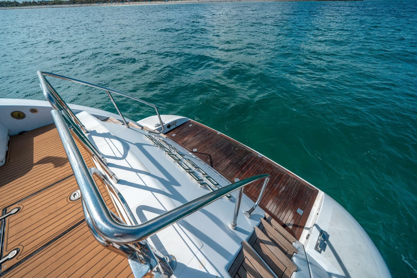 2001 Mangusta 80 — photo 8