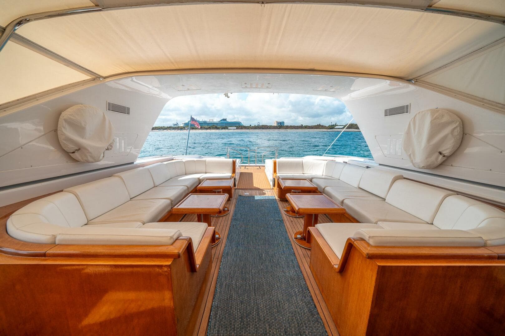 2001 Mangusta 80 — photo 17