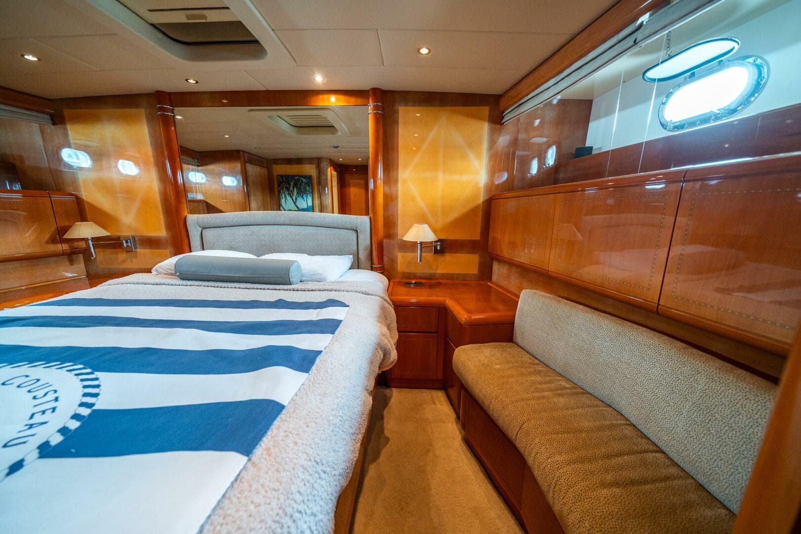 2001 Mangusta 80 — photo 33