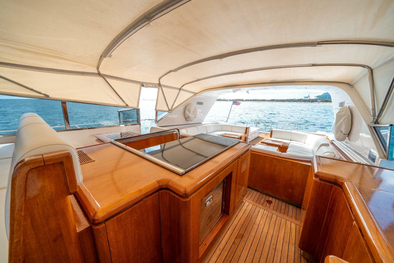 2001 Mangusta 80 — photo 21