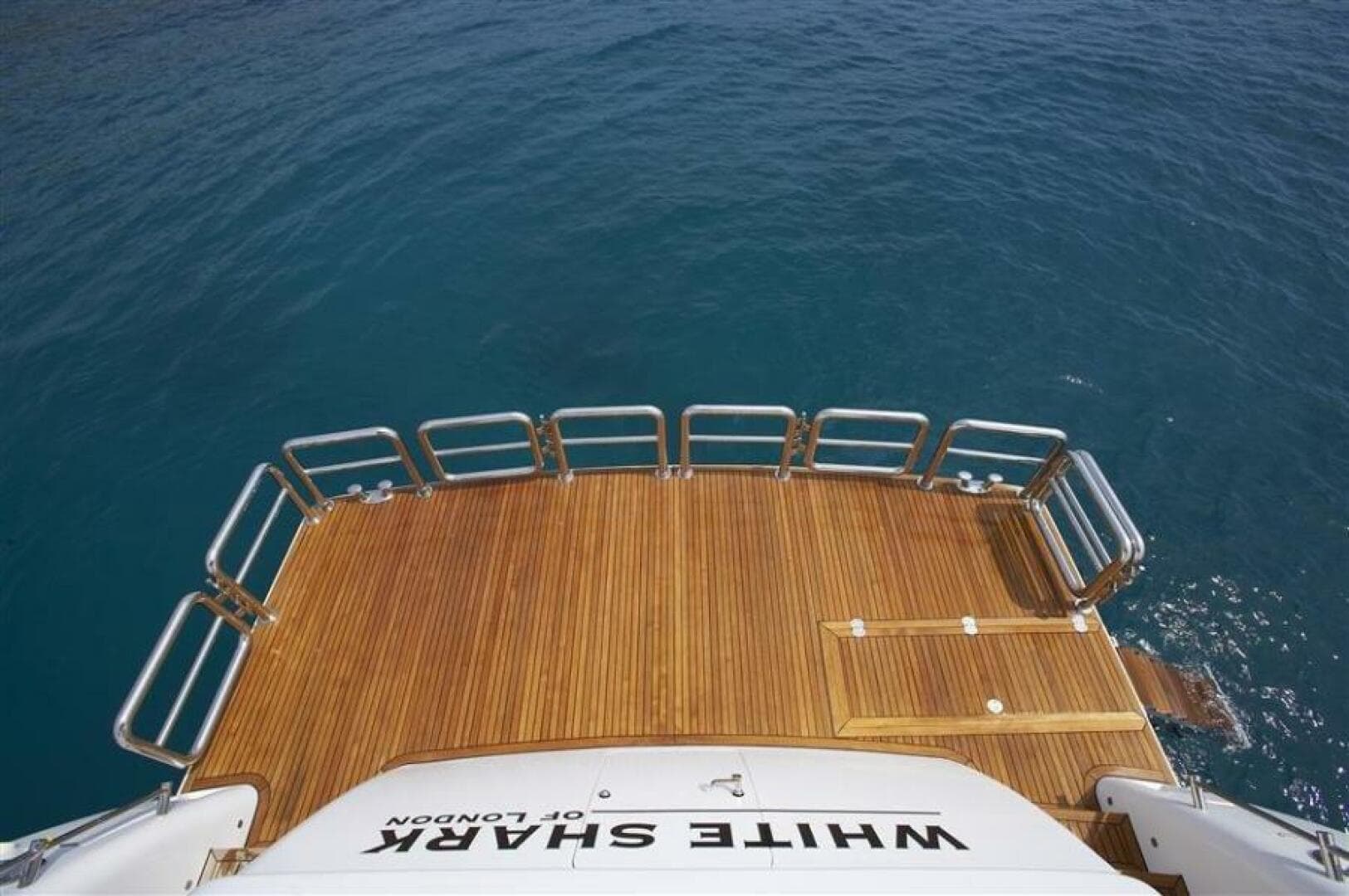 2027 Johnson 110 Flybridge W/on-Deck Master — photo 13