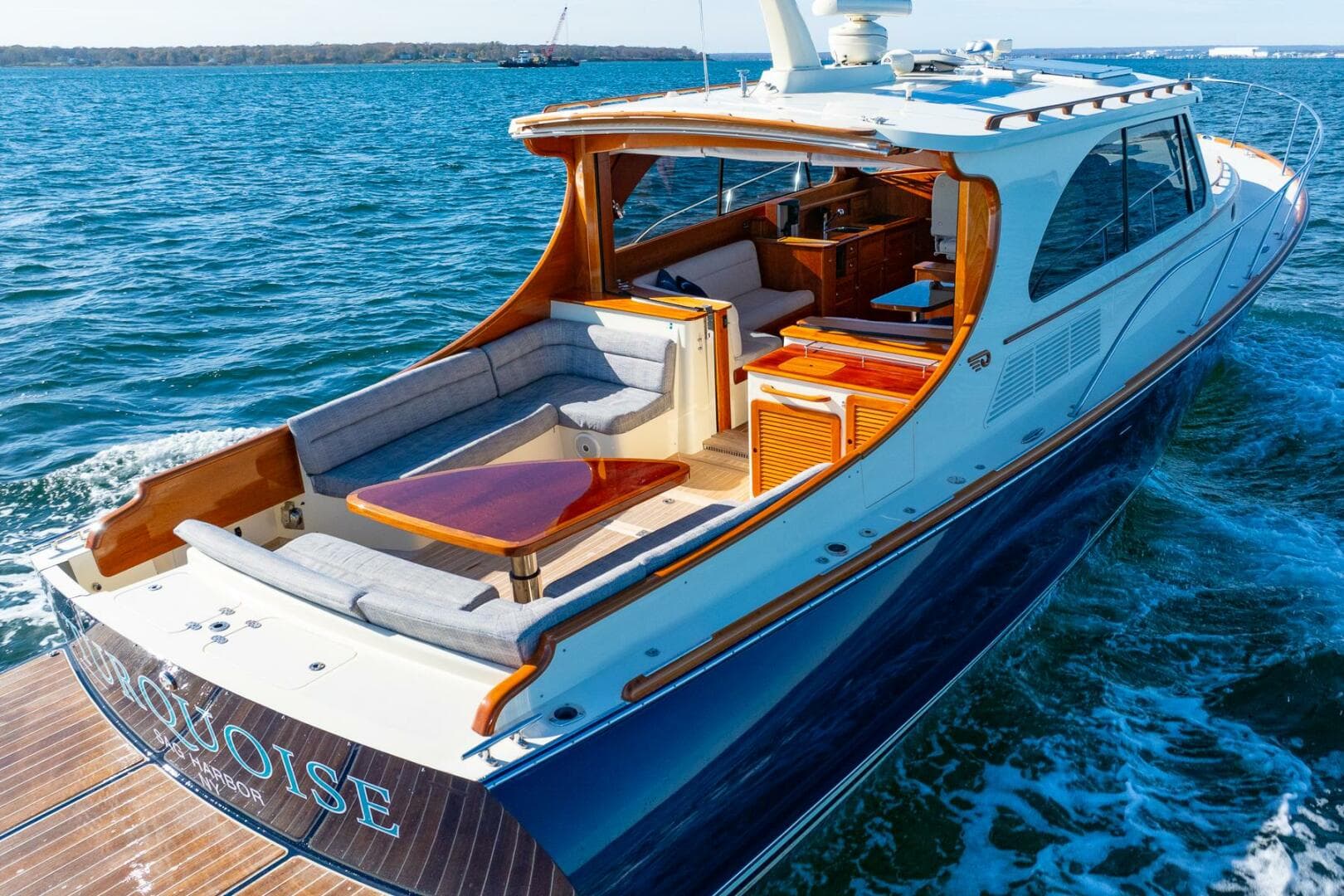 2017 Hinckley Talaria 43 — photo 35