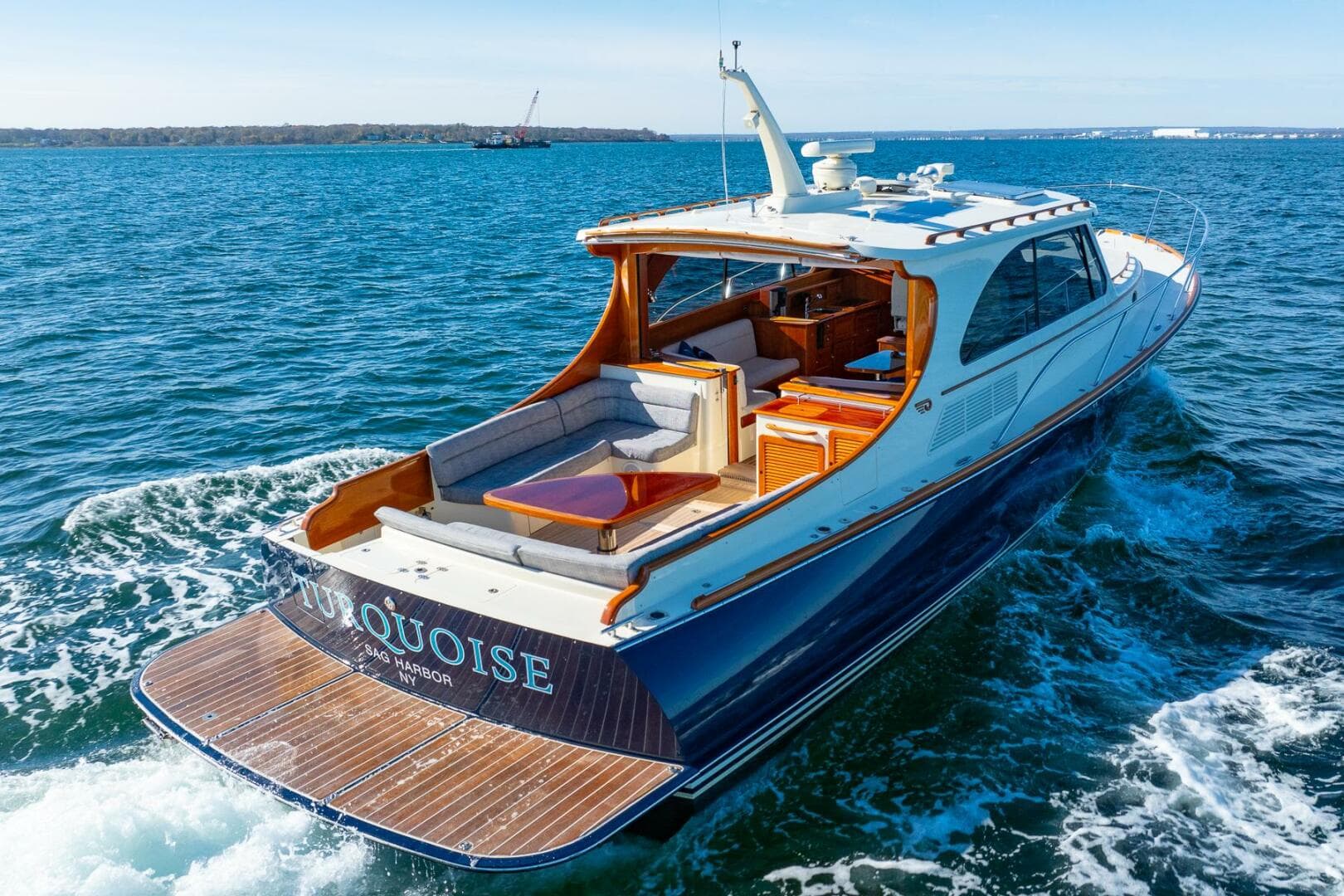 2017 Hinckley Talaria 43 — photo 2