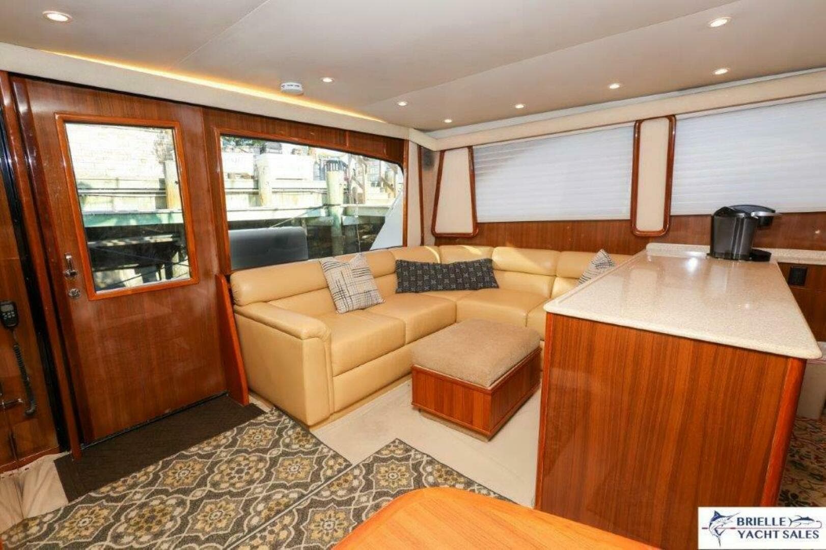 2005 Viking 45 Convertible — photo 12