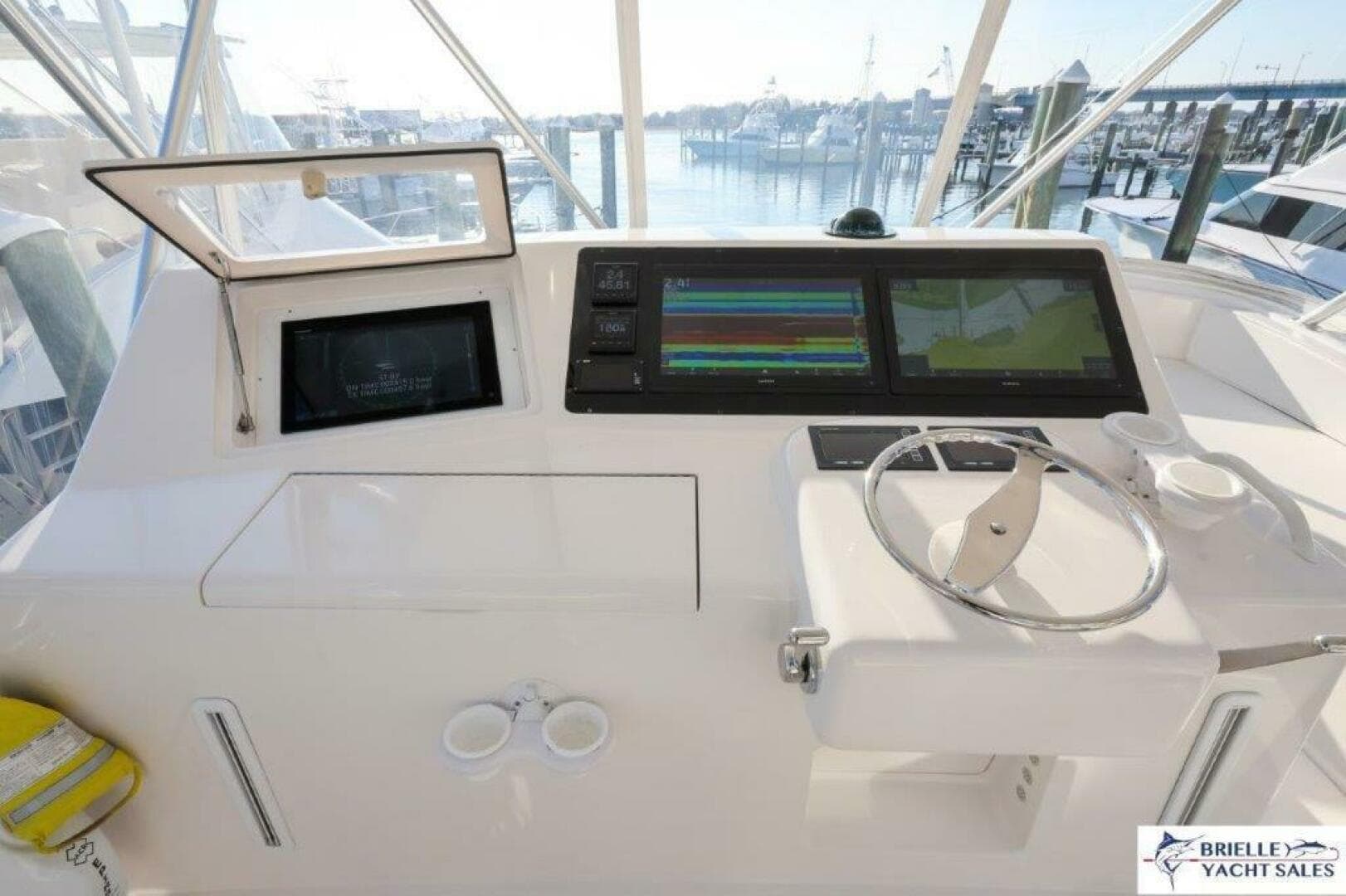 2005 Viking 45 Convertible — photo 6