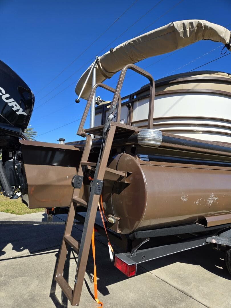 2017 Regency — photo 3