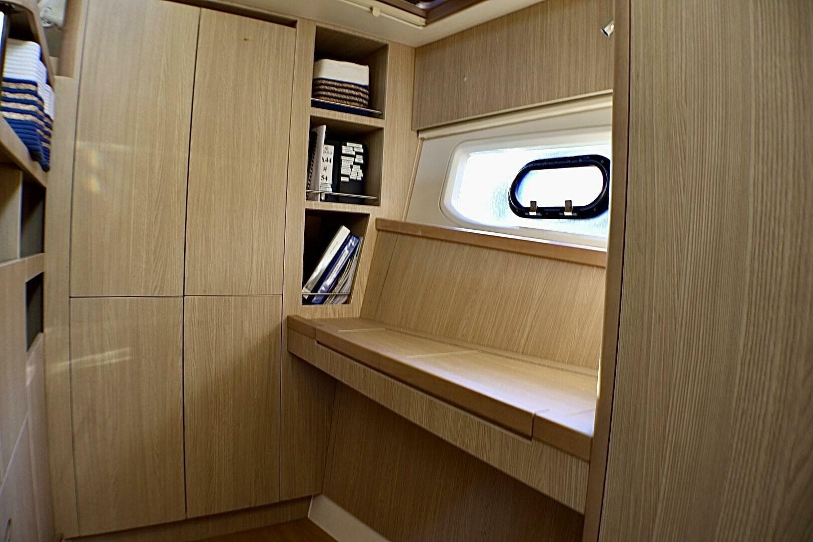 2018 Aquila 44 Yacht — photo 18