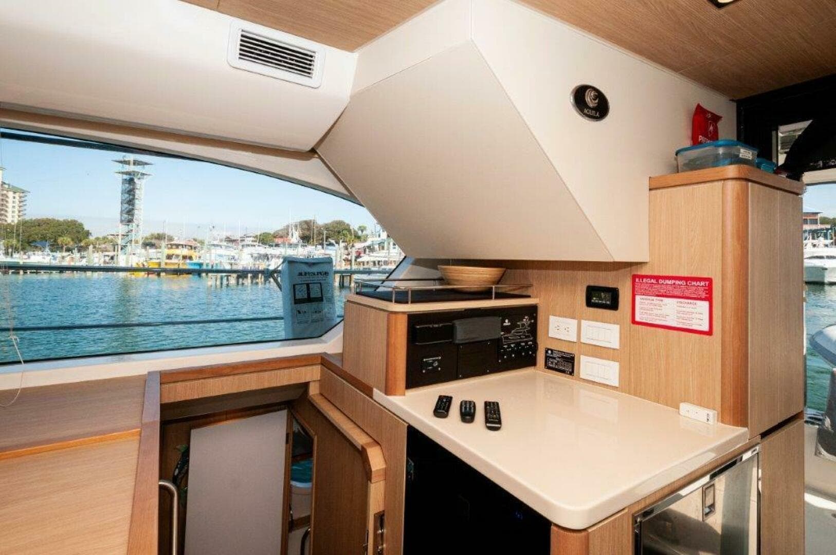 2018 Aquila 44 Yacht — photo 11