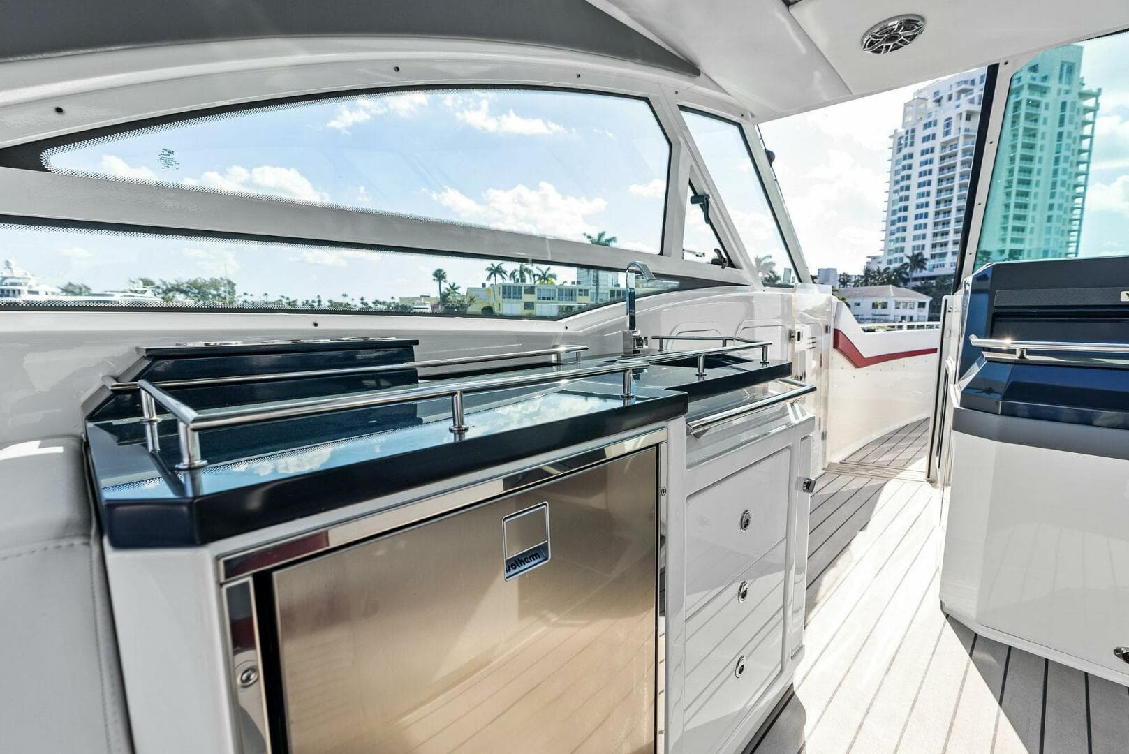 2022 Formula 430 Super Sport Crossover — photo 45