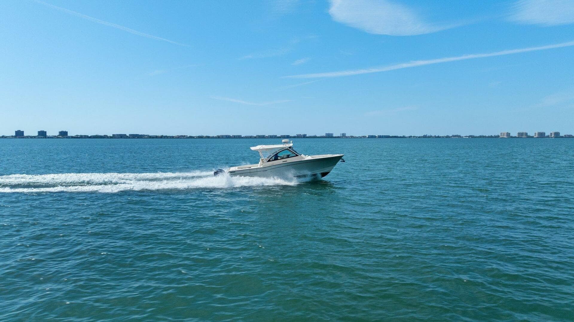 2016 Grady-White Freedom 375 — photo 62