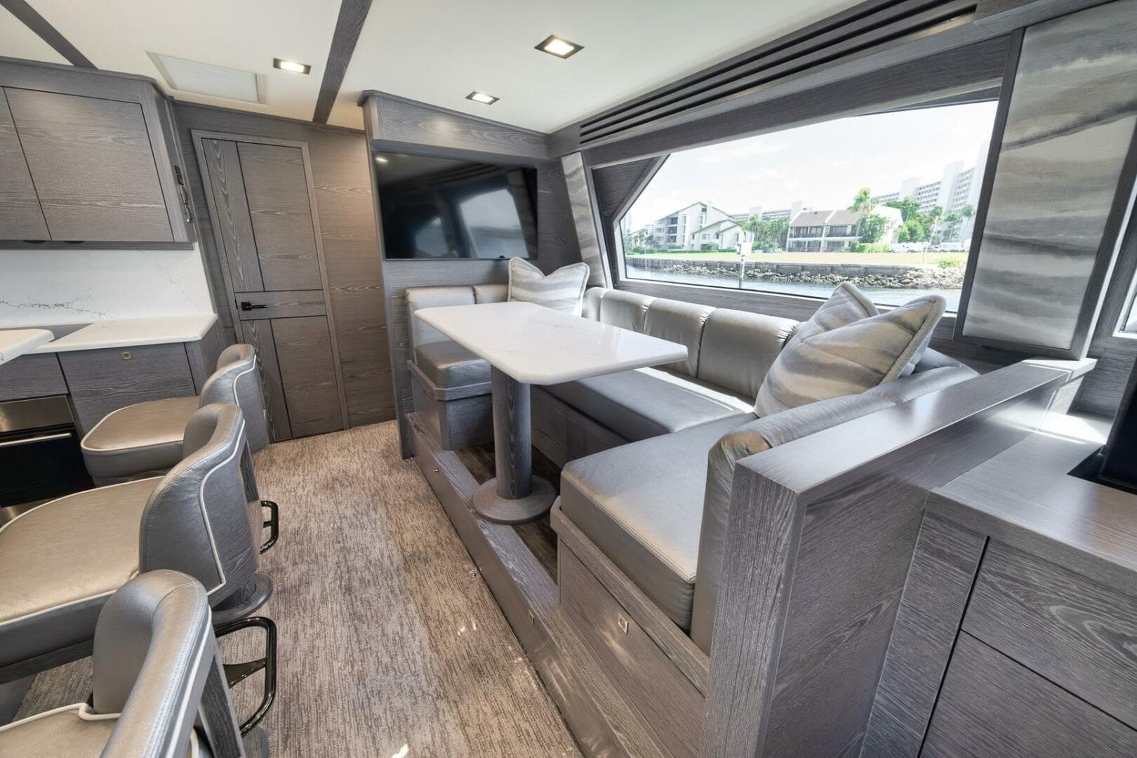 2024 Viking Convertible — photo 40