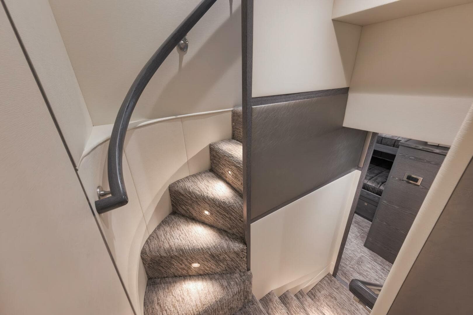 2024 Viking Convertible — photo 47