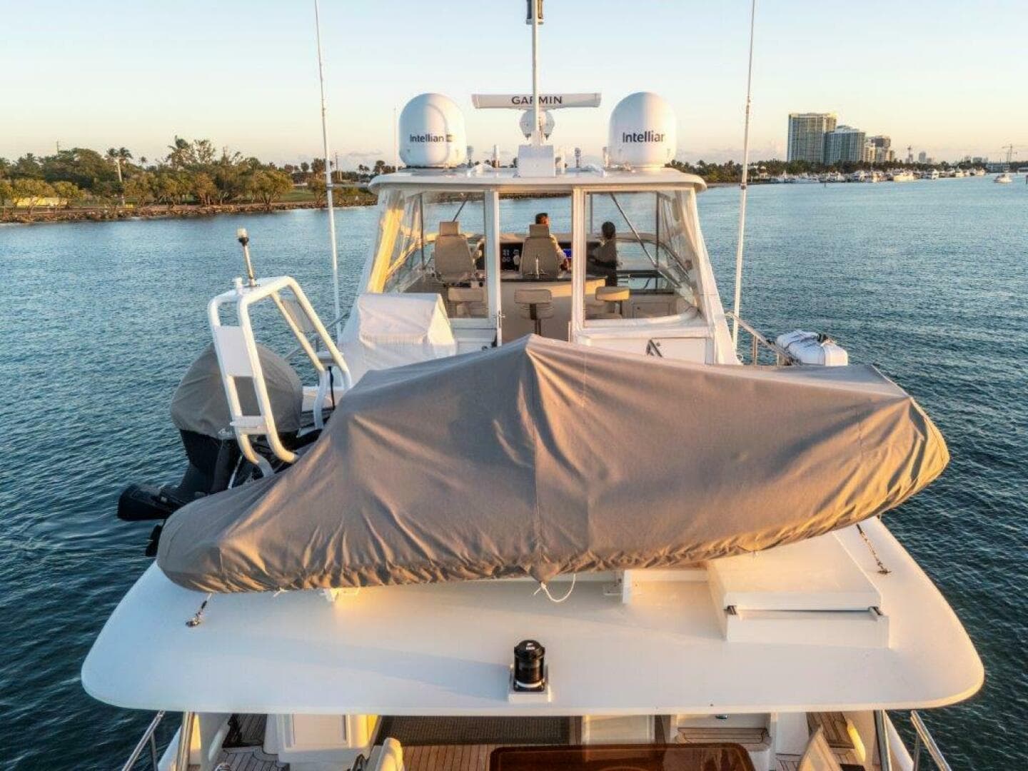 2006 Cheoy Lee Motoryacht — photo 8