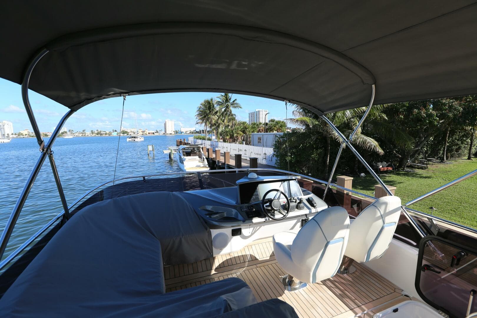 2024 Princess F45 — photo 45