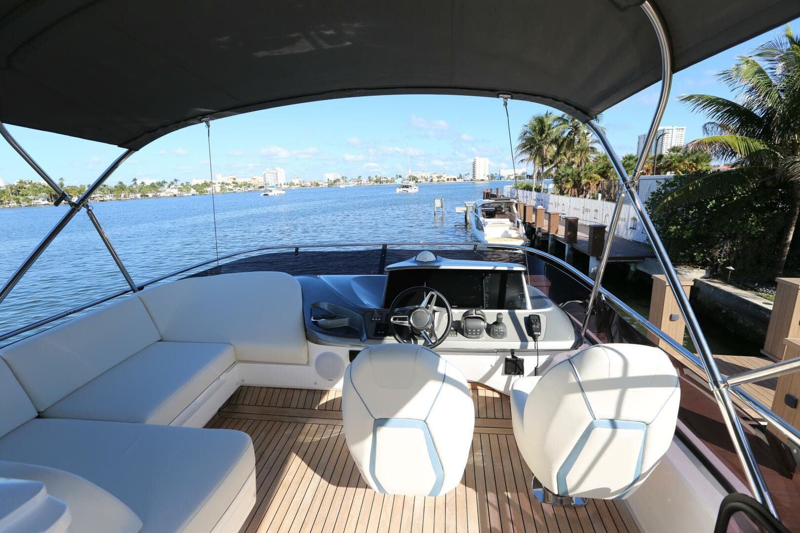 2024 Princess F45 — photo 15