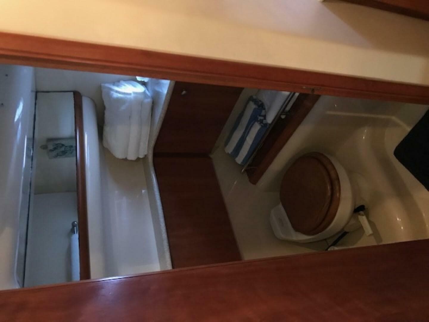 2004 Meridian — photo 23