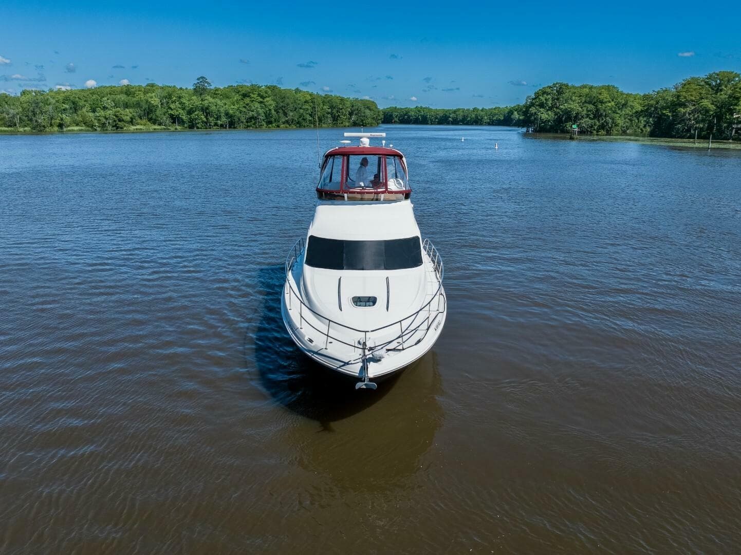 2005 Sea Ray 420 Sedan Bridge — photo 4