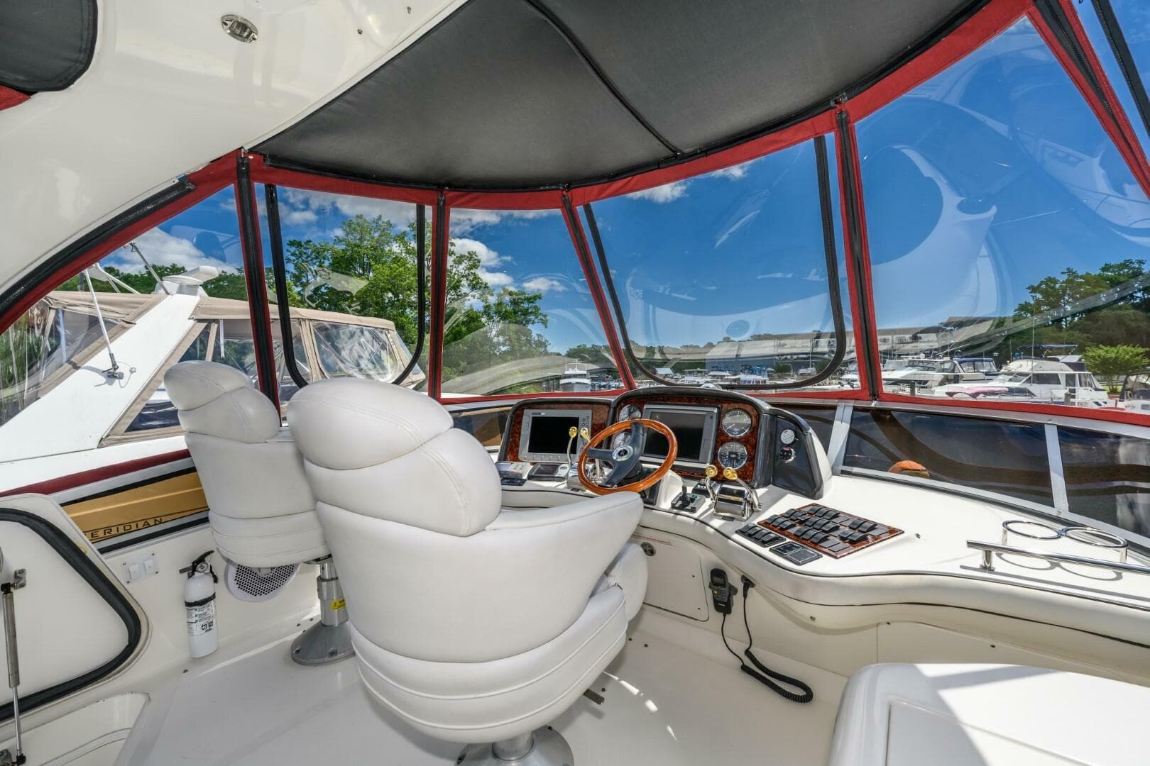 2005 Sea Ray 420 Sedan Bridge — photo 10