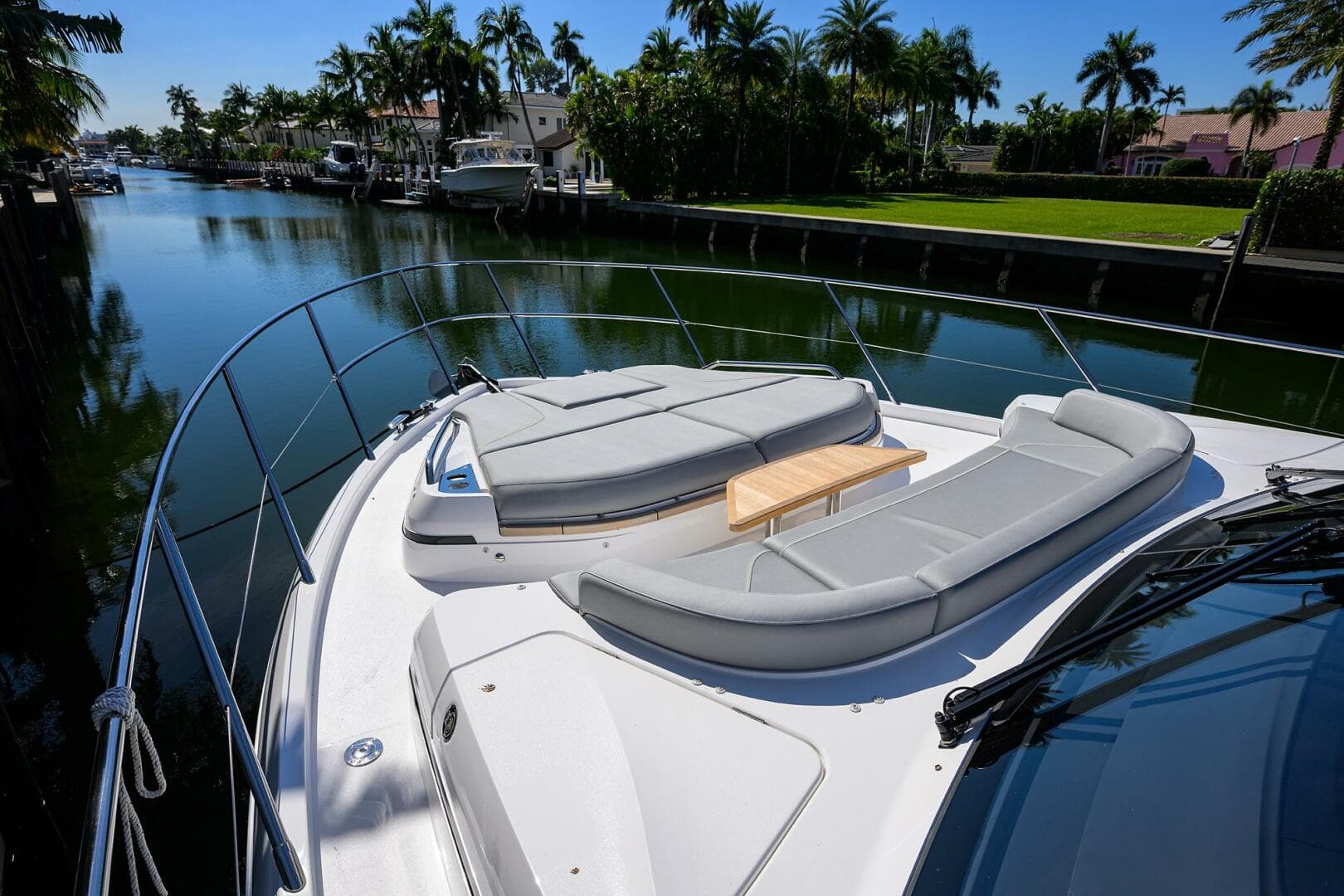 2025 Princess V55 — photo 42