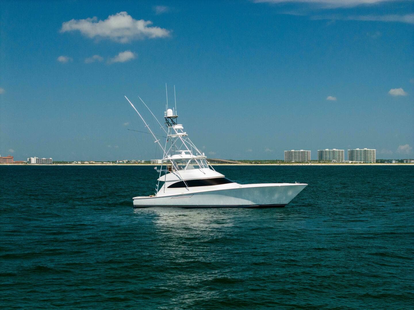 2018 Viking 62 Convertible — photo 44