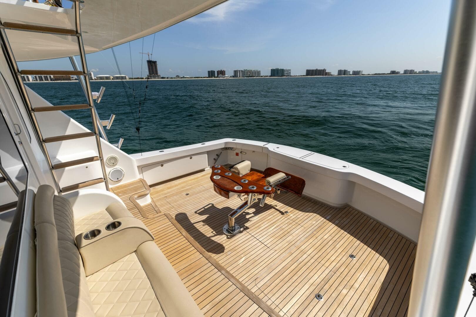 2018 Viking 62 Convertible — photo 38