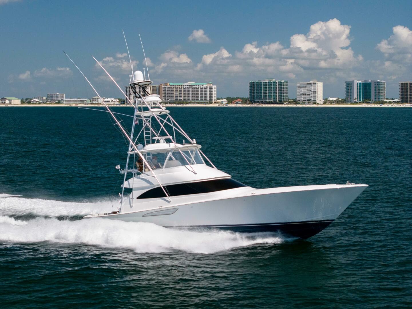 2018 Viking 62 Convertible — photo 50