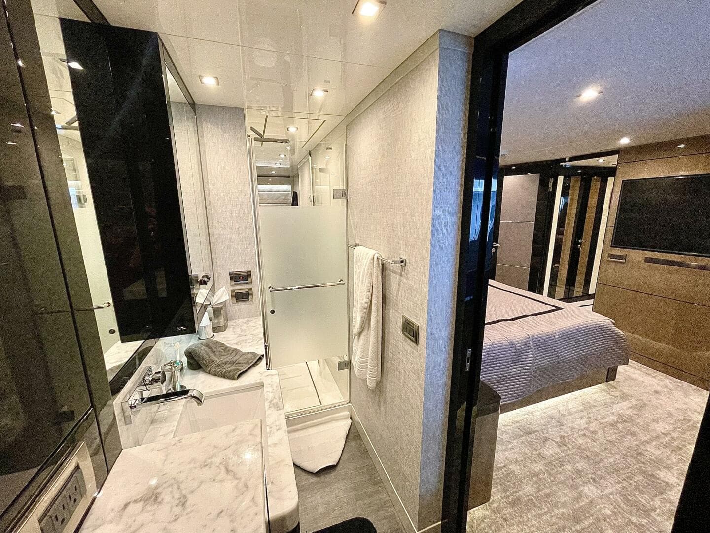 2021 Hargrave Skylounge Flush Deck — photo 16