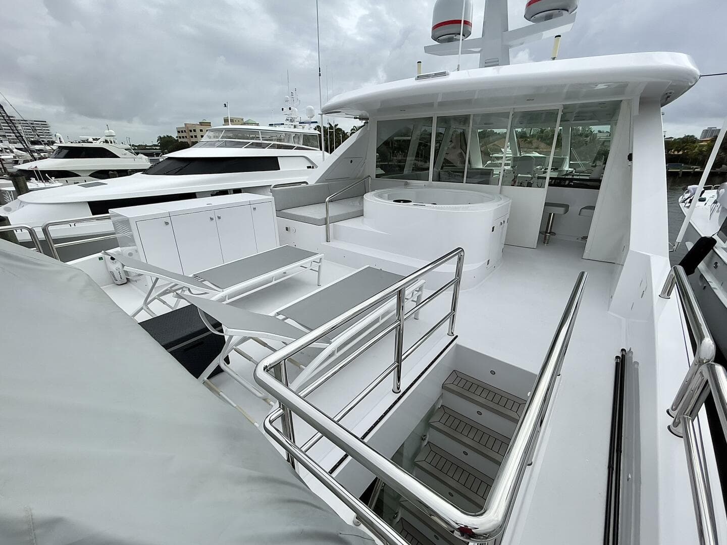 2021 Hargrave Skylounge Flush Deck — photo 30