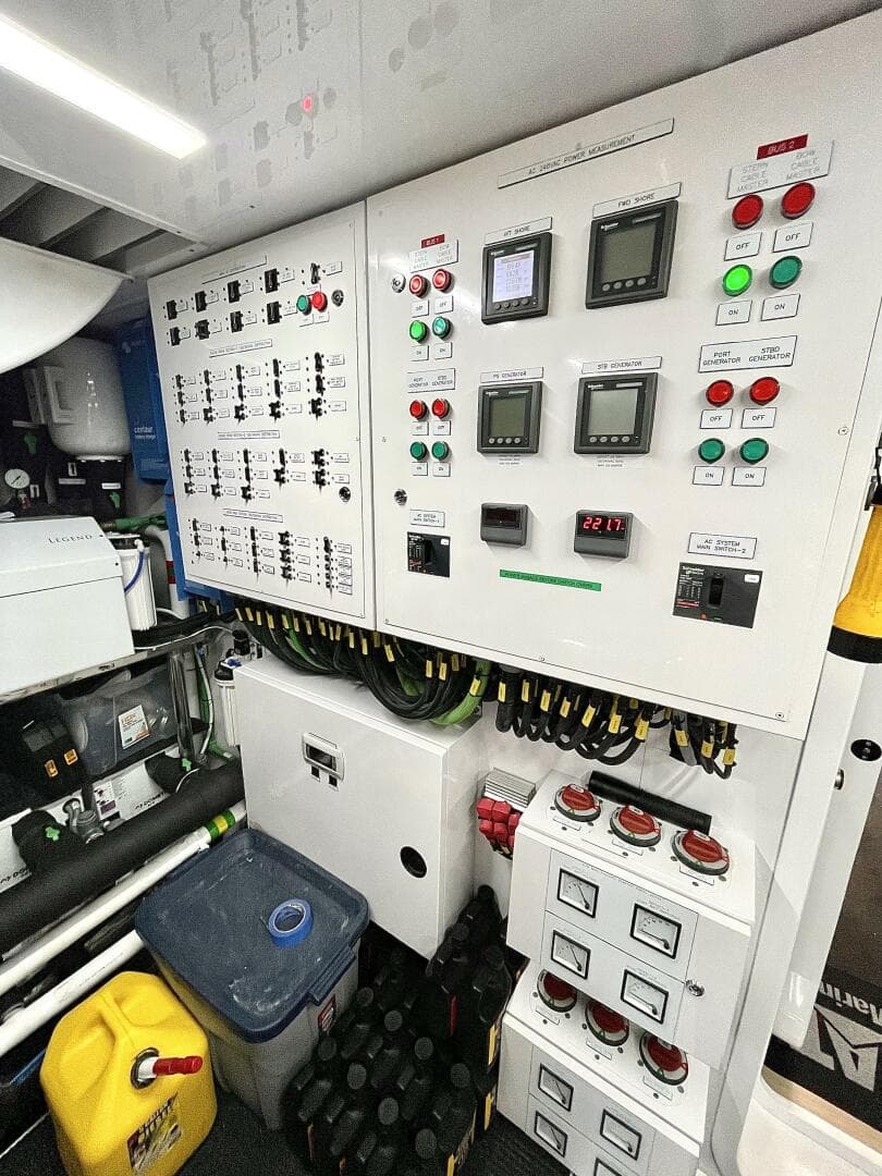 2021 Hargrave Skylounge Flush Deck — photo 41