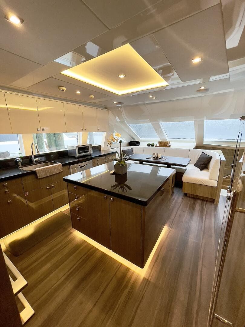 2021 Hargrave Skylounge Flush Deck — photo 36