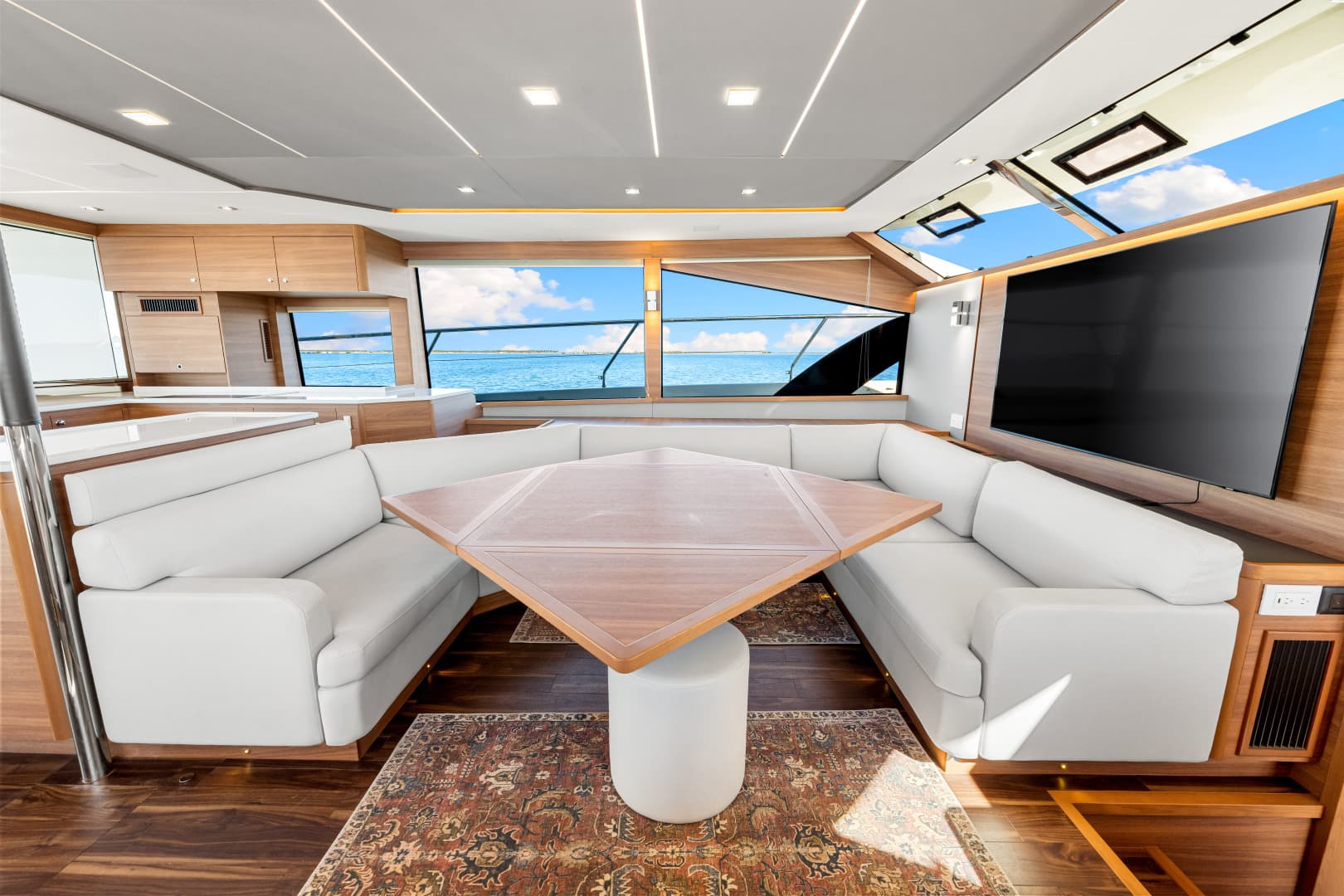 2022 Aquila 54 — photo 88
