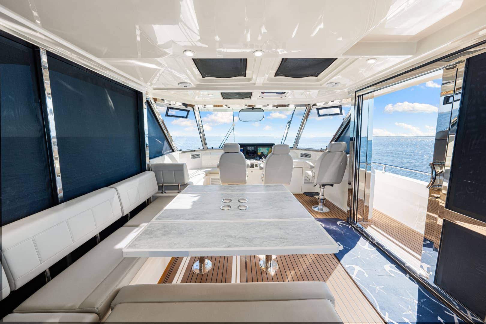 2022 Aquila 54 — photo 63