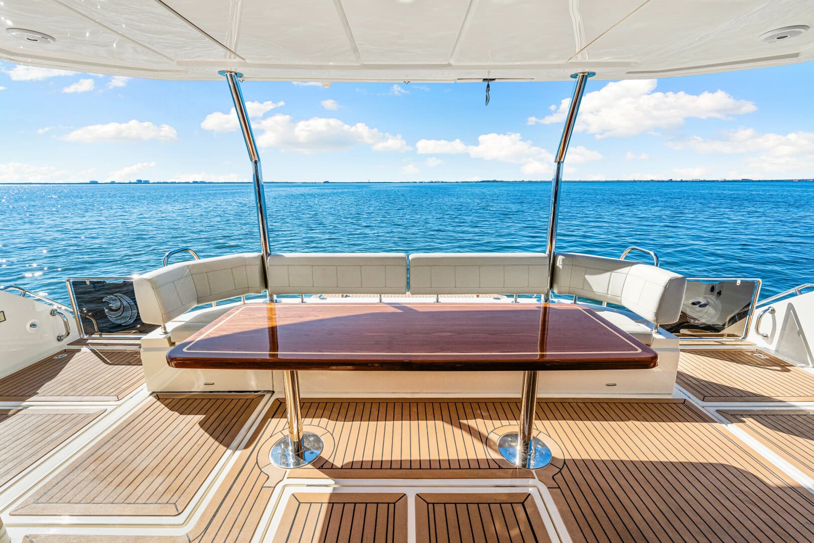 2022 Aquila 54 — photo 41