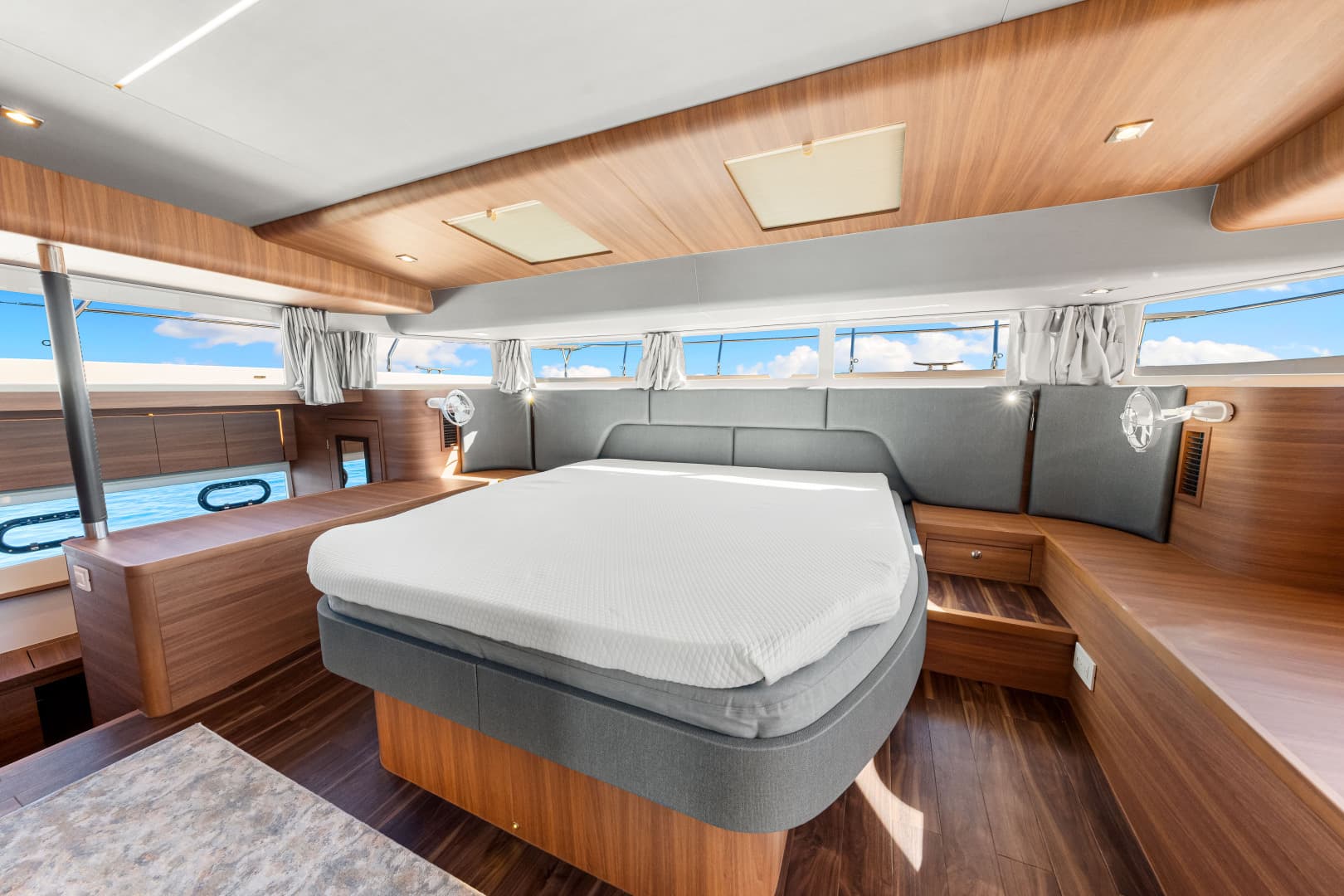 2022 Aquila 54 — photo 92