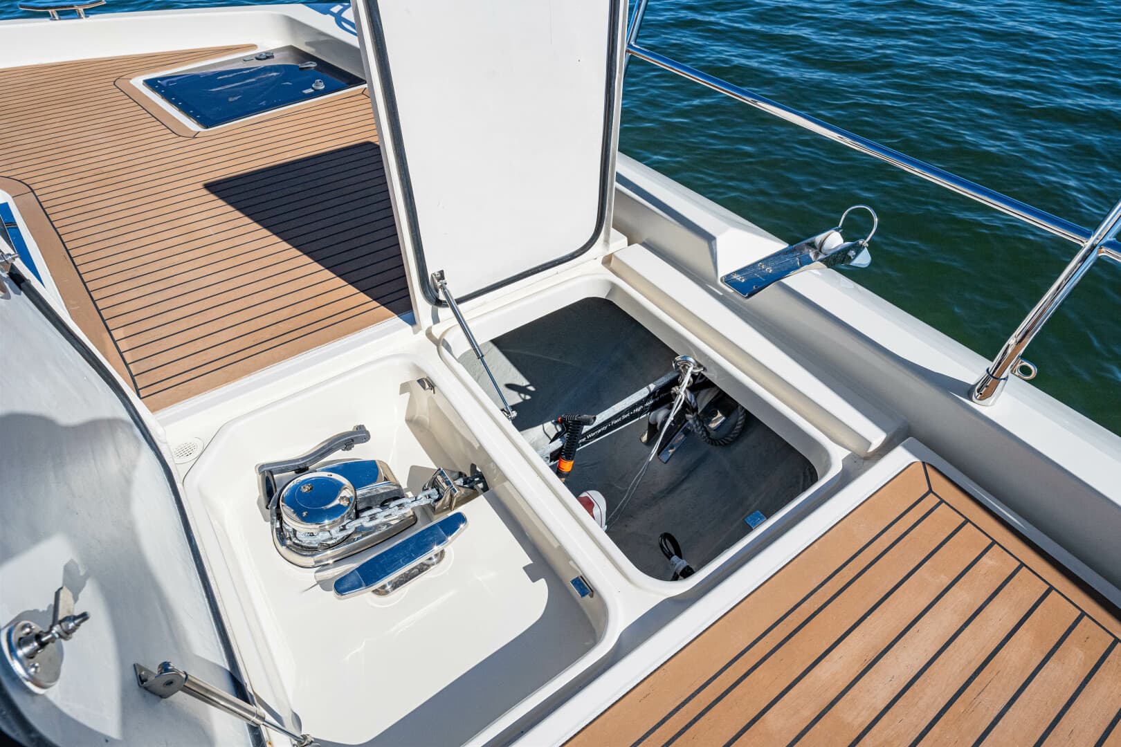 2022 Aquila 54 — photo 52