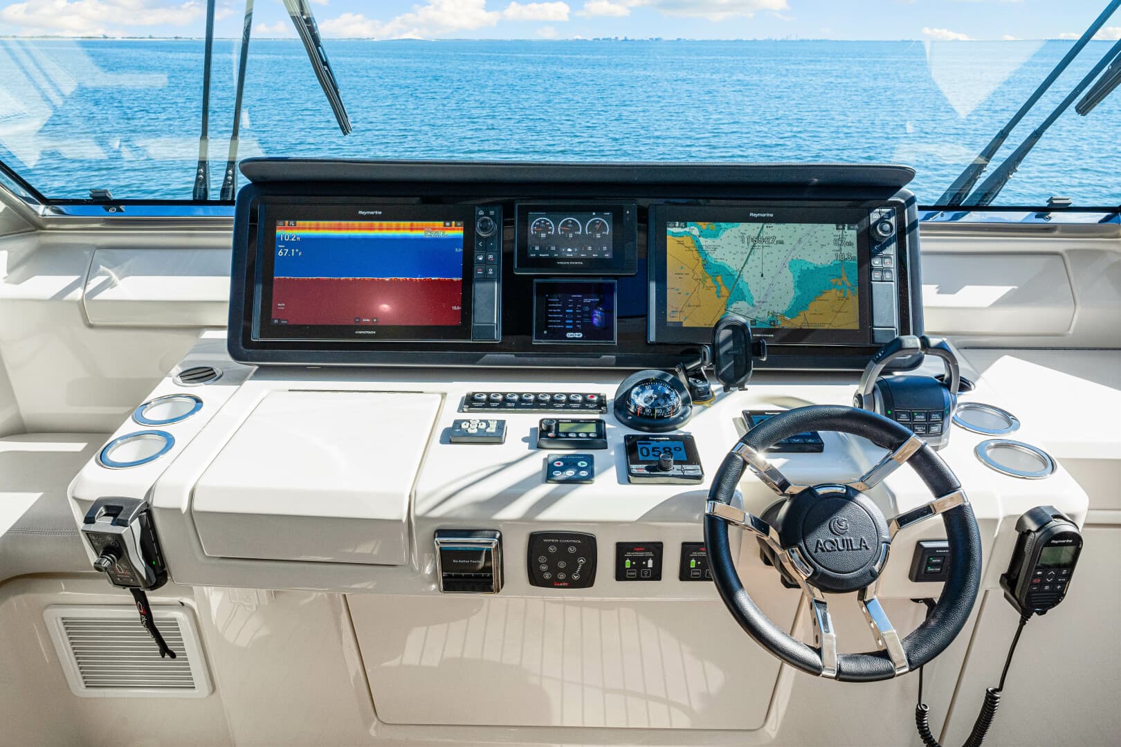 2022 Aquila 54 — photo 56