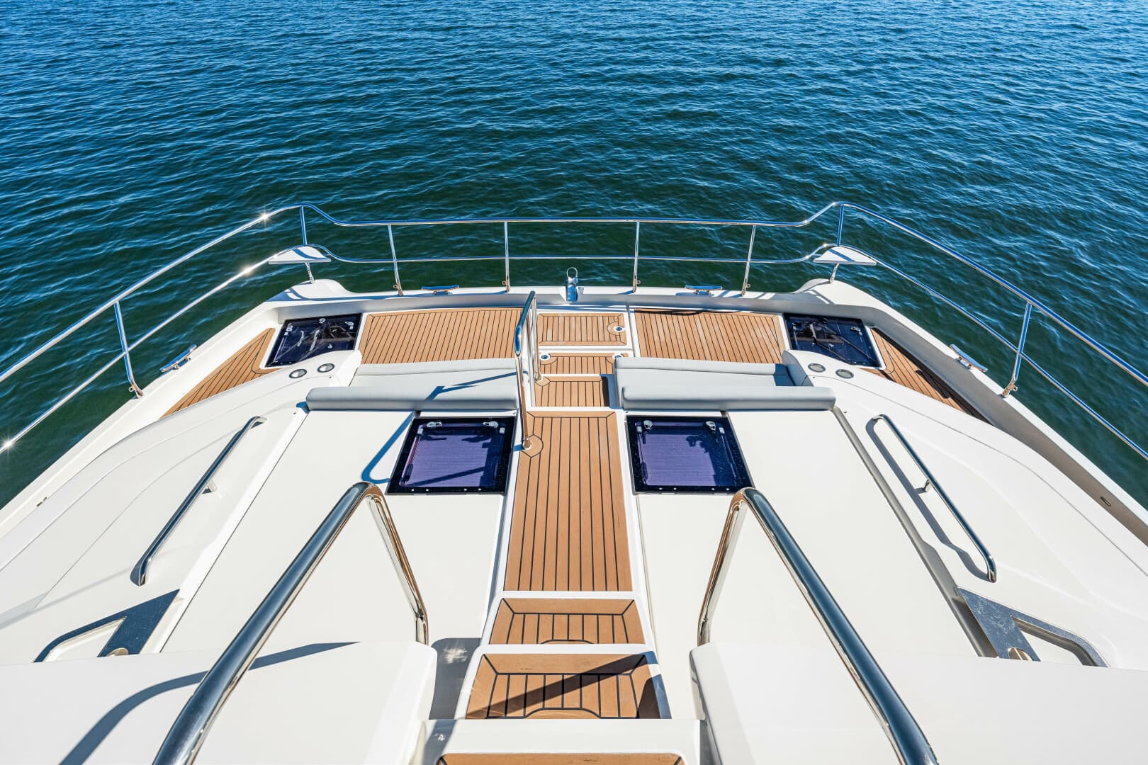 2022 Aquila 54 — photo 46