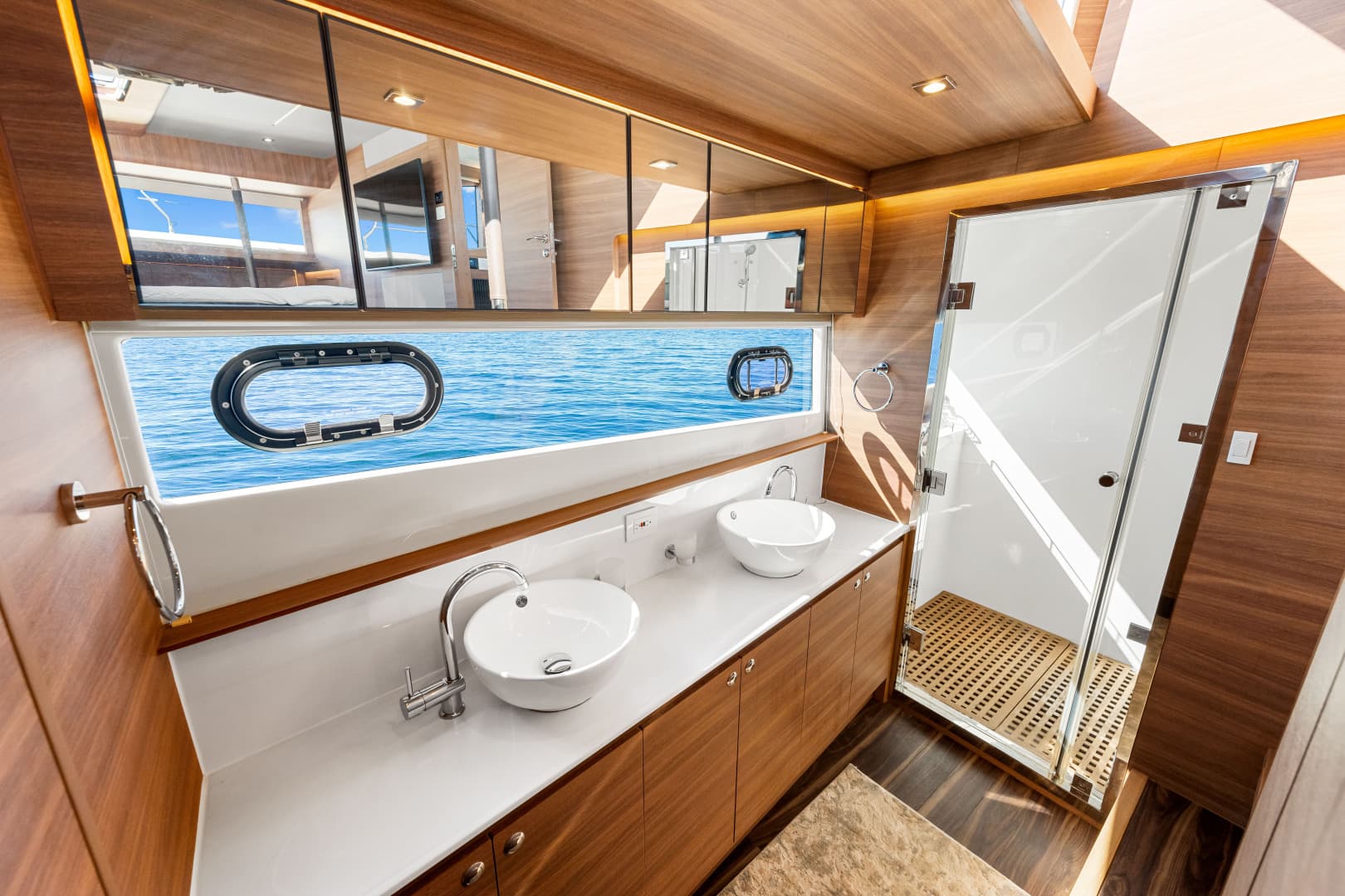 2022 Aquila 54 — photo 97