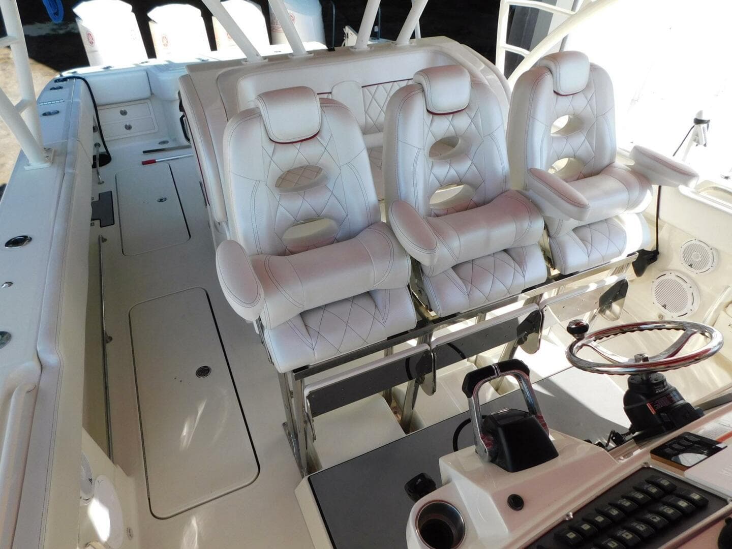 2013 Hydra-Sports 4200 Siesta — photo 10