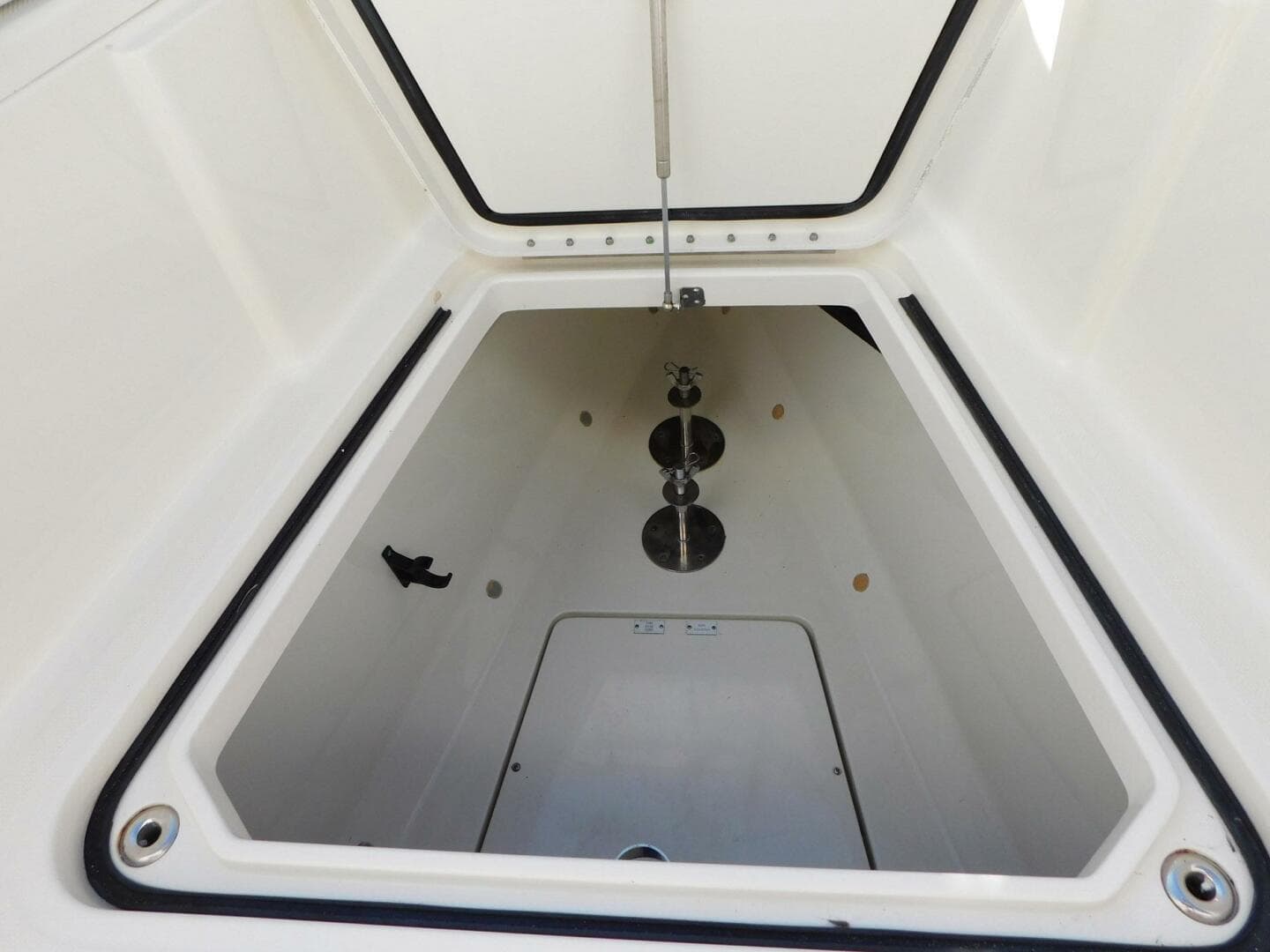 2013 Hydra-Sports 4200 Siesta — photo 20