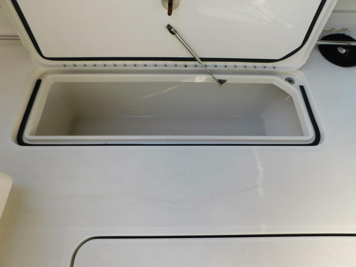 2013 Hydra-Sports 4200 Siesta — photo 17