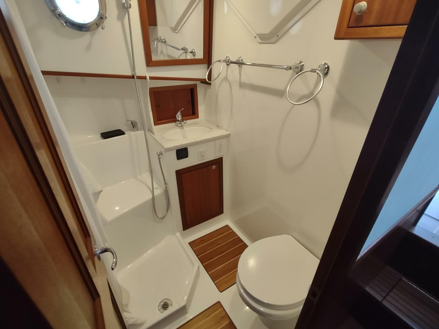 2024 Nordic Tugs 34 — photo 25