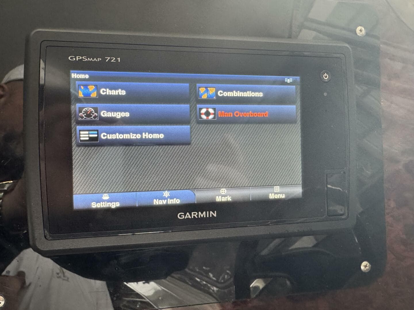 2005 Regal 3560 Commodore — photo 10